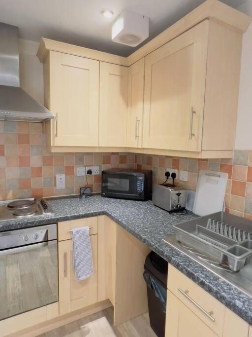 Starview Apartment 101 Колчестър Екстериор снимка
