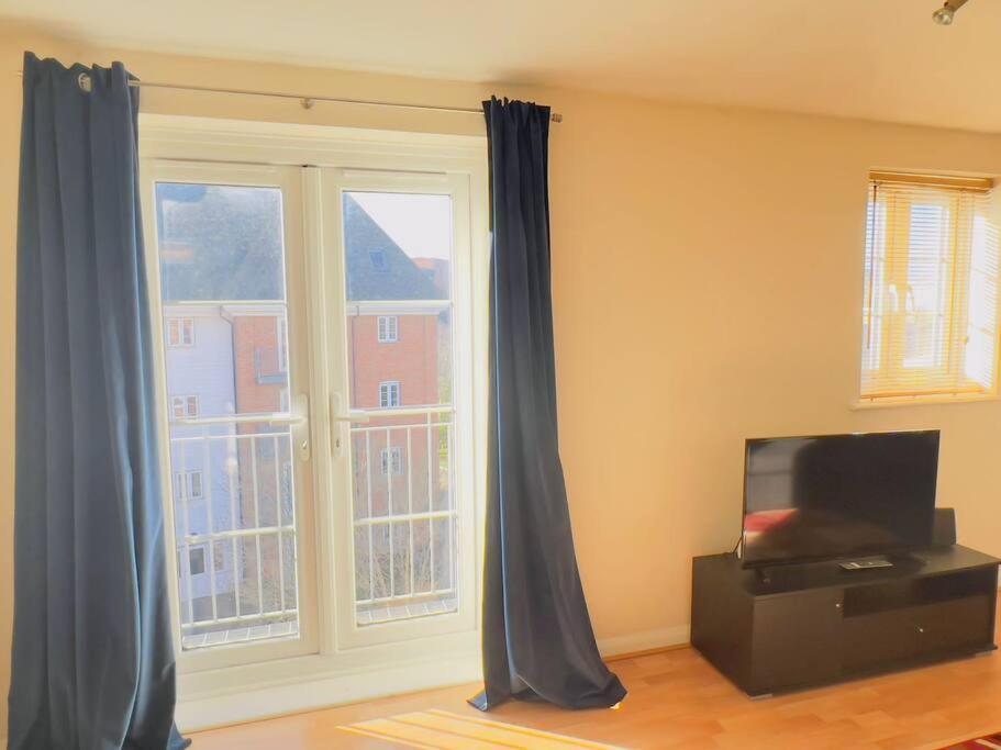 Starview Apartment 101 Колчестър Екстериор снимка